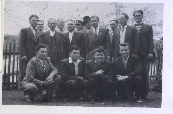 1958. Chlapi pri cekrvi